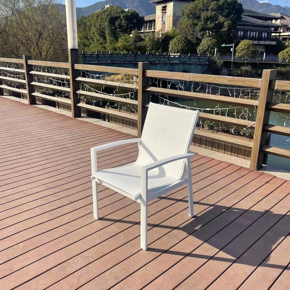 Aluminum Frame Patio Chair – White