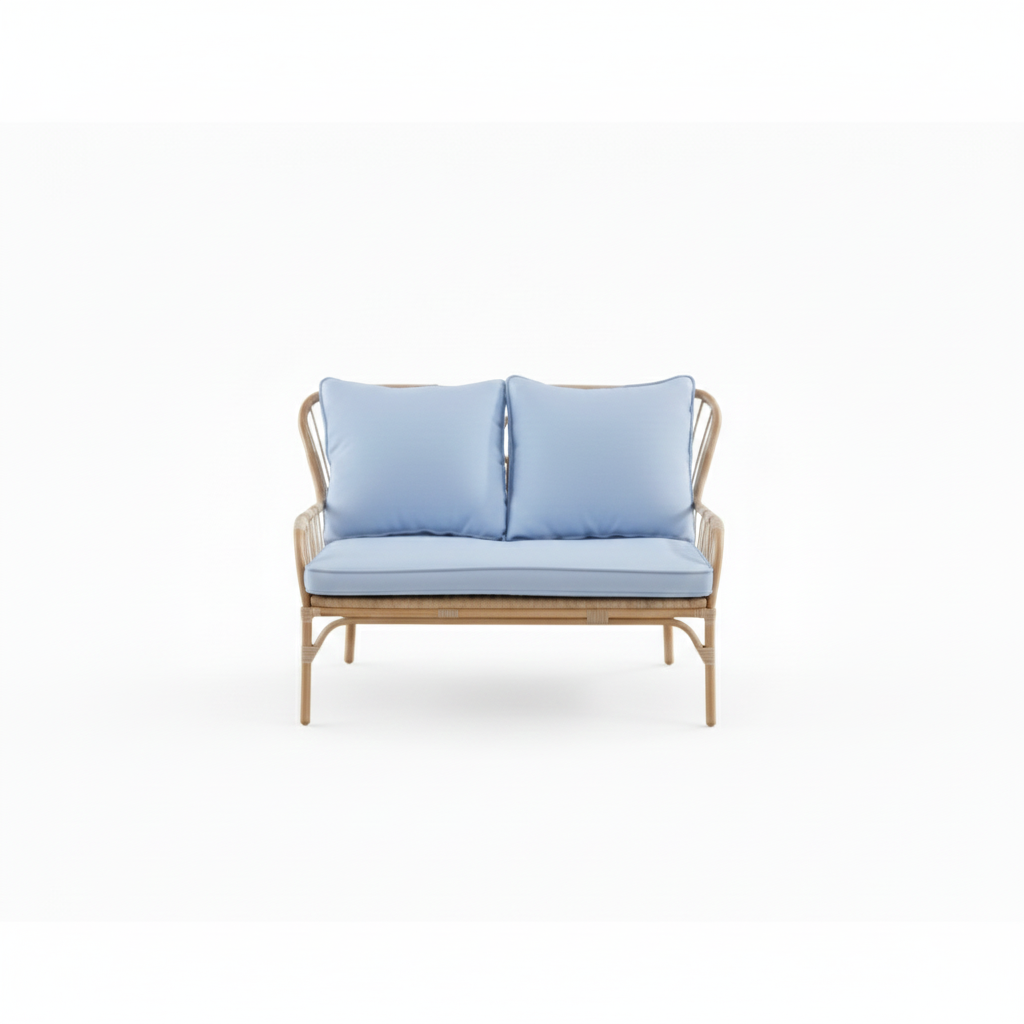 4 seater Casa Fiora aluminium lounge set with wood accents and blue cushions in a cozy outdoor setting.