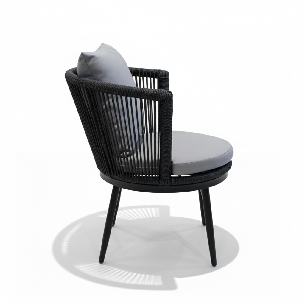 Outdoor Rope-Weave Lounge Chair – Modern, Comfortable, and Weather-Resistant